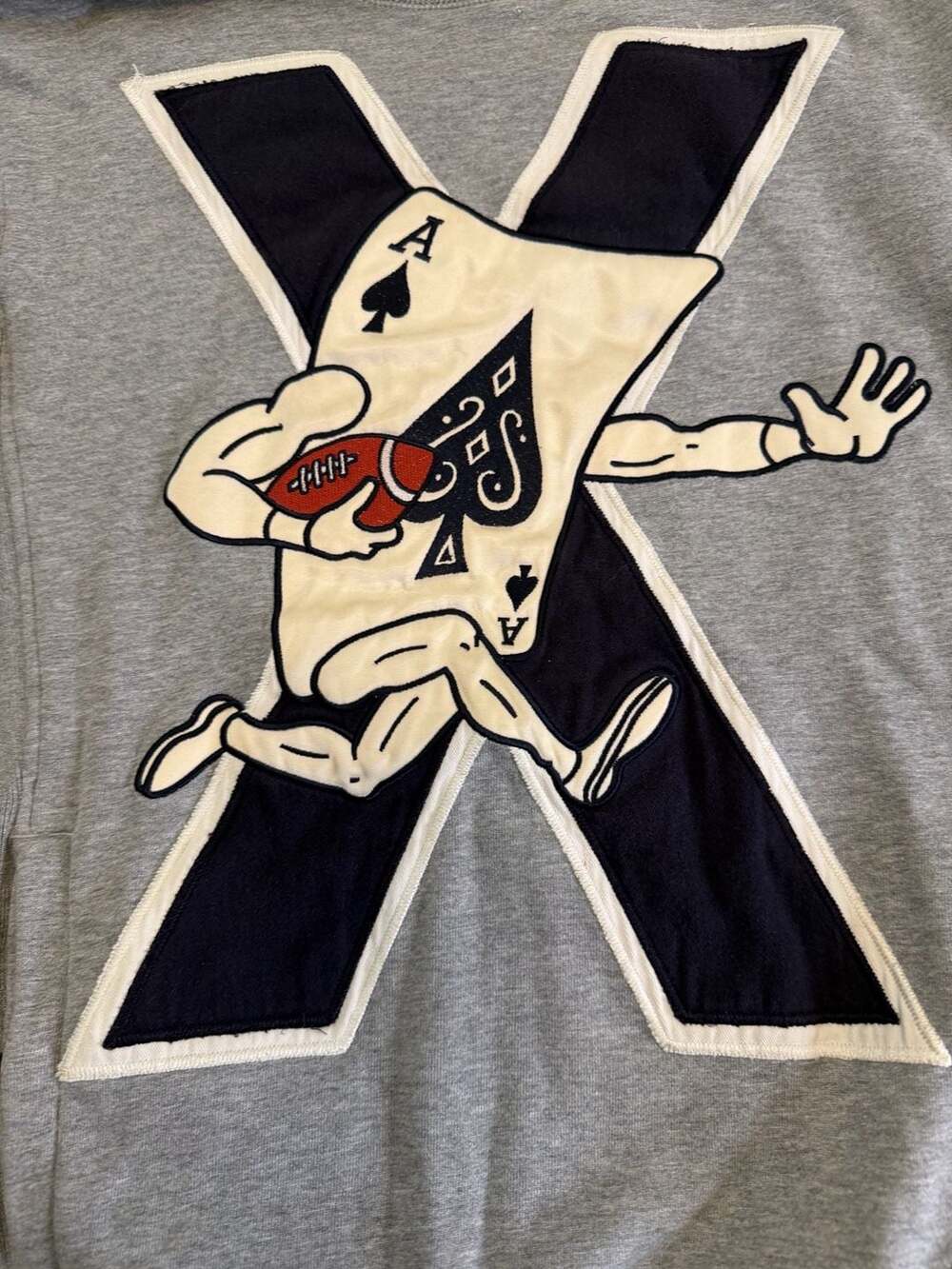 Vintage 10.Deep Victory MCMXCV Wildcards Aces Football Graphic Patch Sweatshirt - Picture 8 of 11
